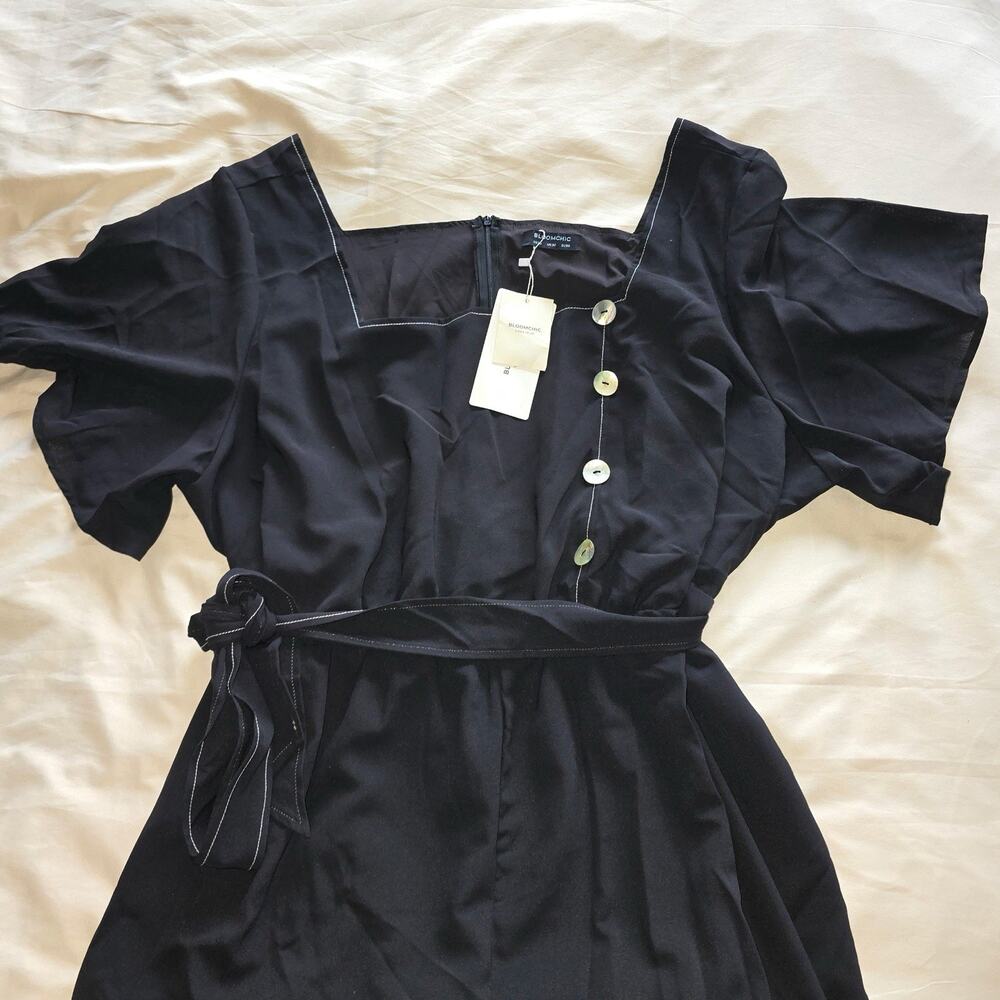 NWT Bloom Chic Jumpsuit black square neck button detail contrast stitching sz 26